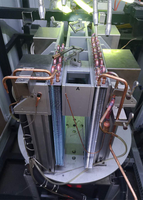 100sets/h Rotating Automatic Flame Brazing Machine